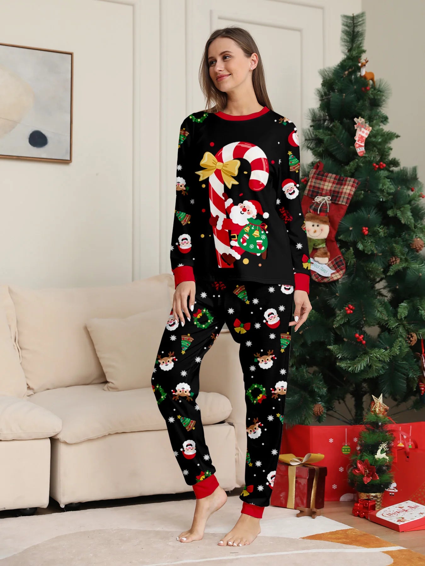 SANTA Family Matching Pajamas Sets